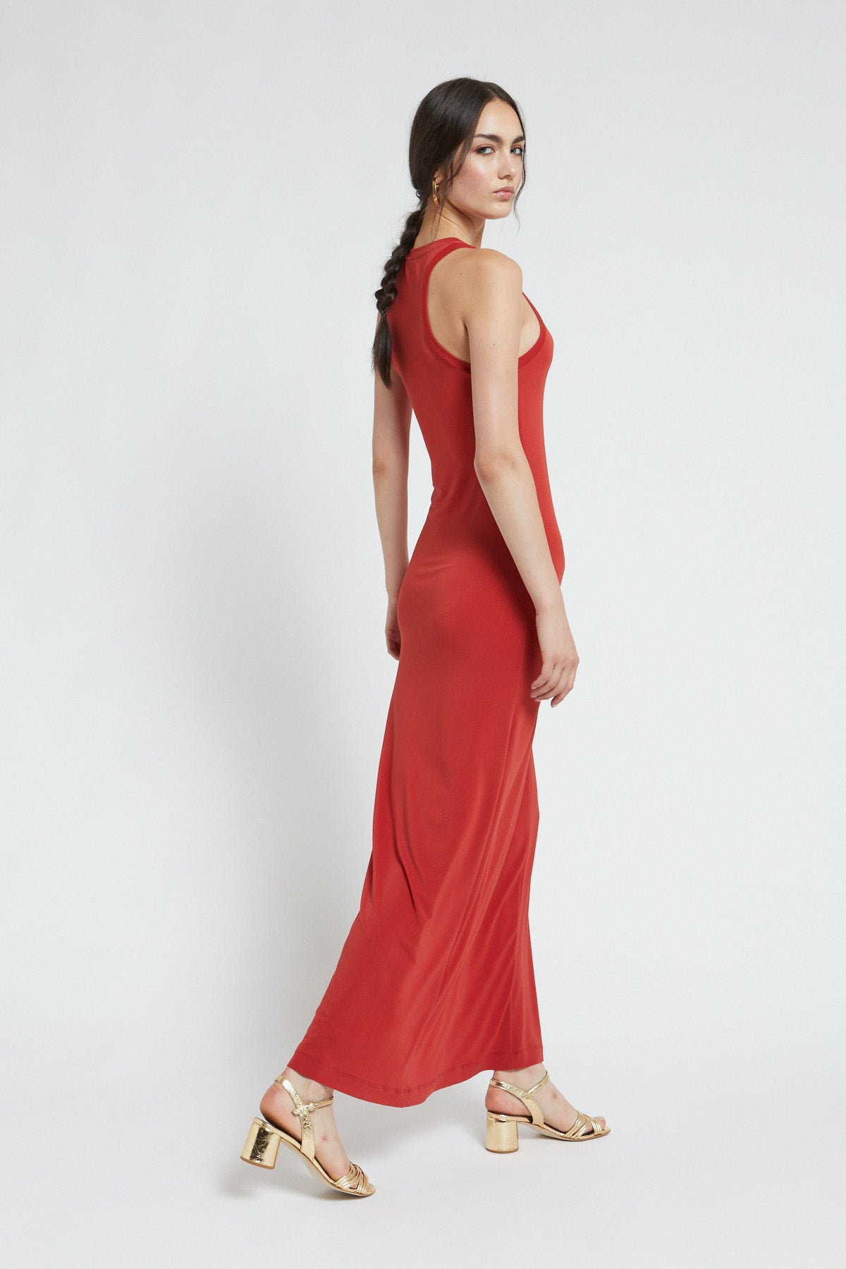 Abito Lungo Elasticizzato con Scollo Americano