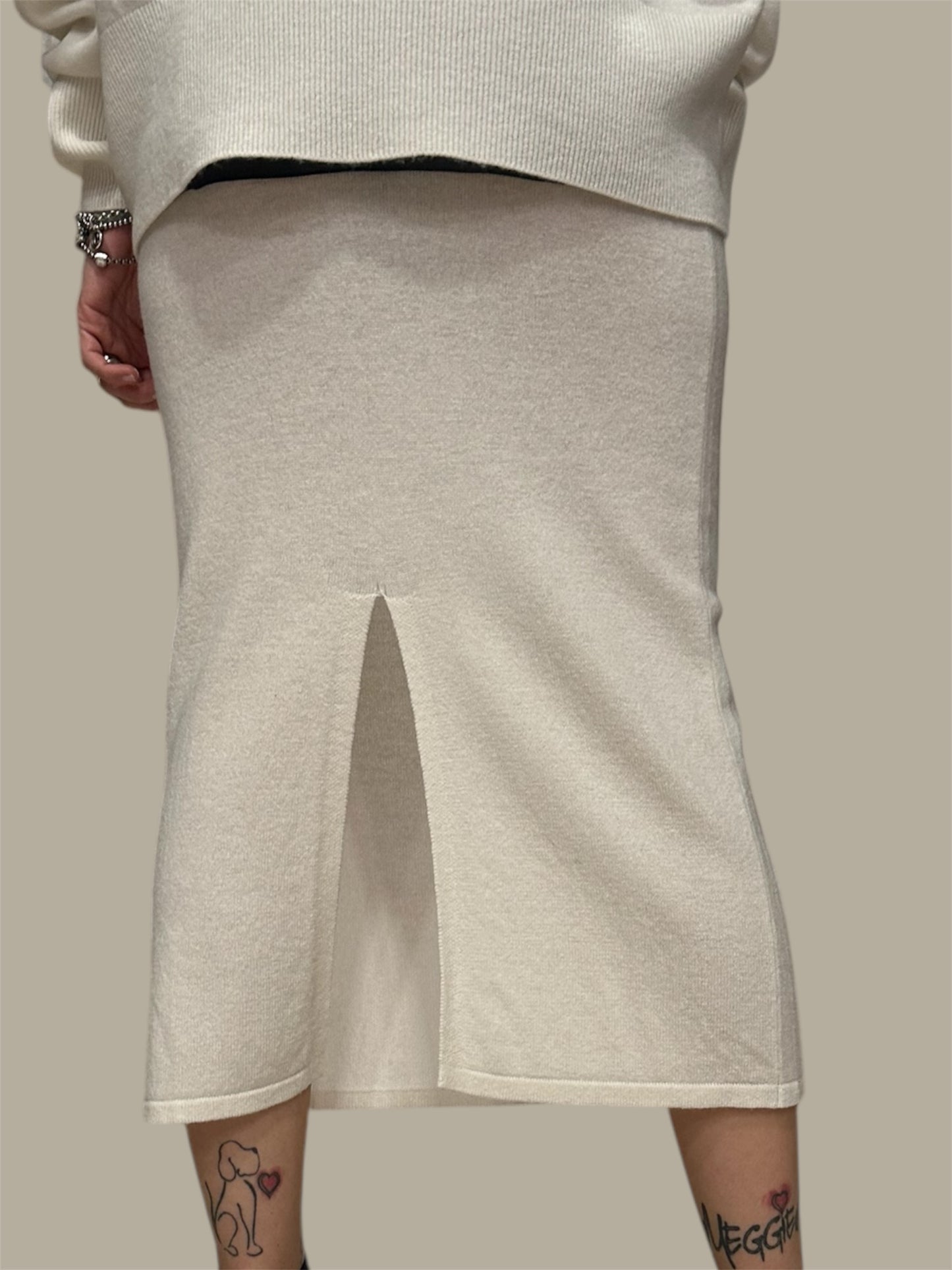 GONNA IN LANA CON SPACCO CENTRALE DIETRO