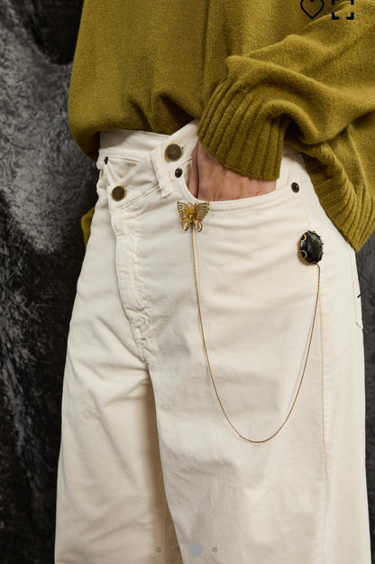 PANTALONE CON APPLICAZIONI REMOVIBILI